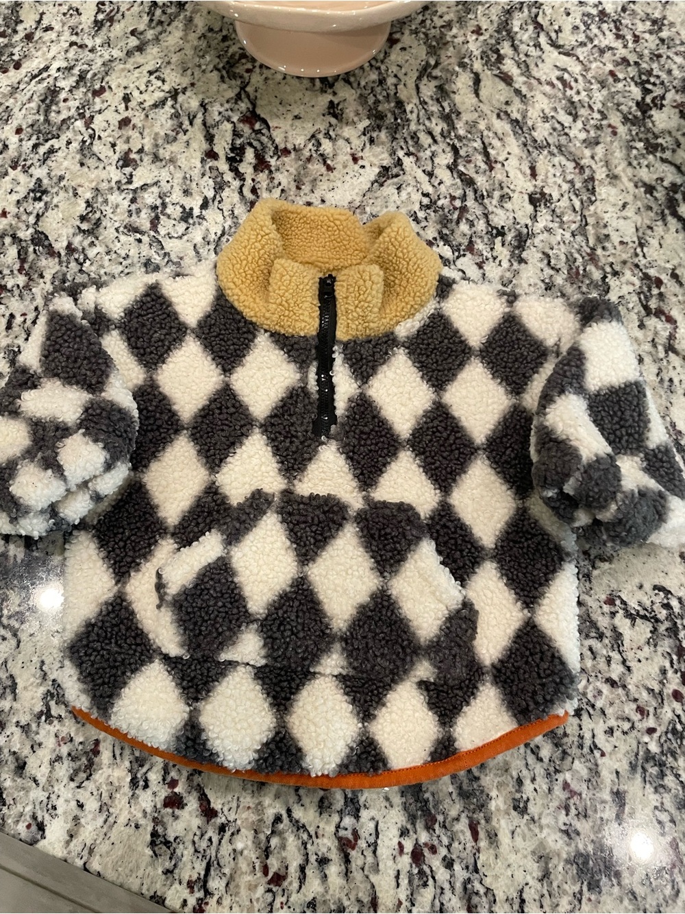 Kids Diamond-Pattern Sherpa Pullover Hoodie in Black, White & Mustard